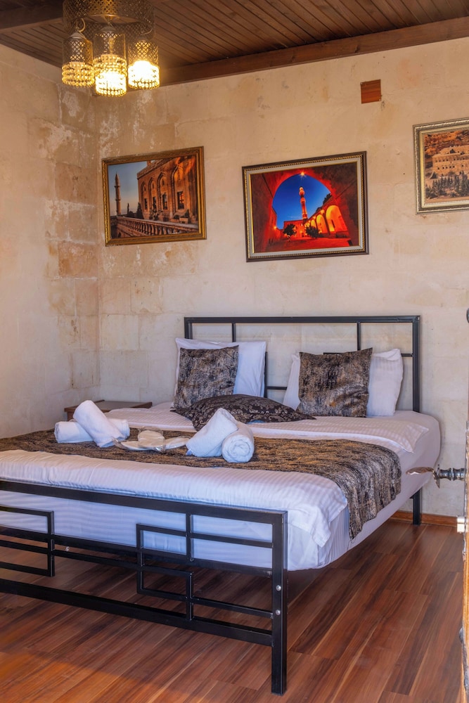 Standard Double or Twin Room, Terrace, City View photo 1
