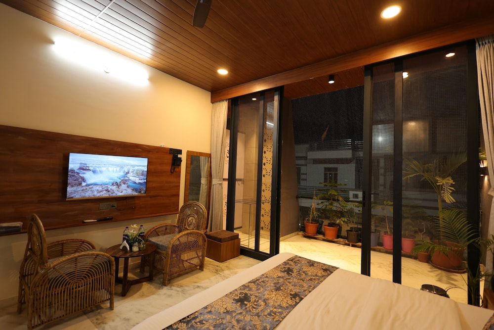 Luxury Room photo 3