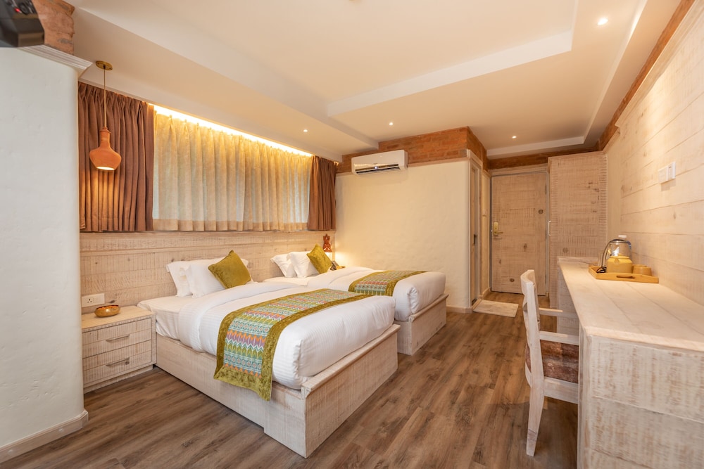 Deluxe Yoga Shared Room (Same Gender Double Room) photo 2