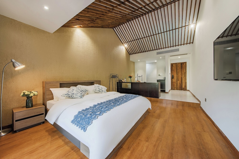 Comfort Double Room, Hill View