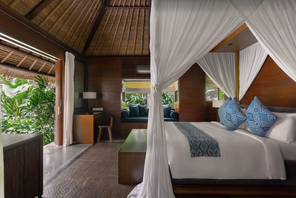 One Bedroom Deluxe Pool Villa with Free Benefit - Photo 12