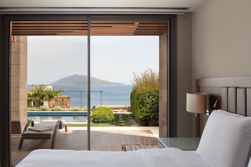 Premier Room, 3 Bedrooms, Sea View