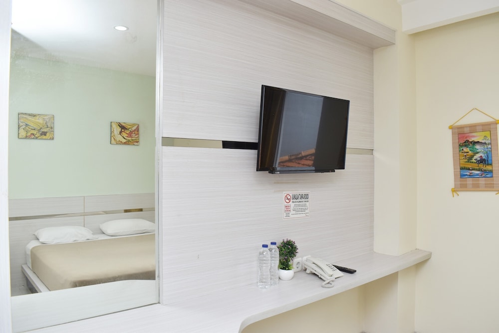 Standard Room - Photo 9