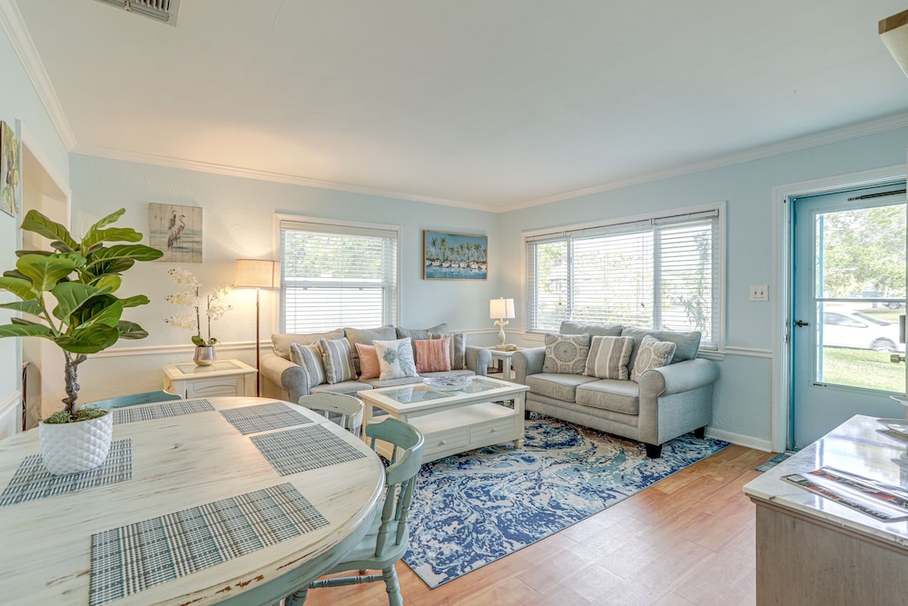 Cottage (2 Bedrooms) photo 1