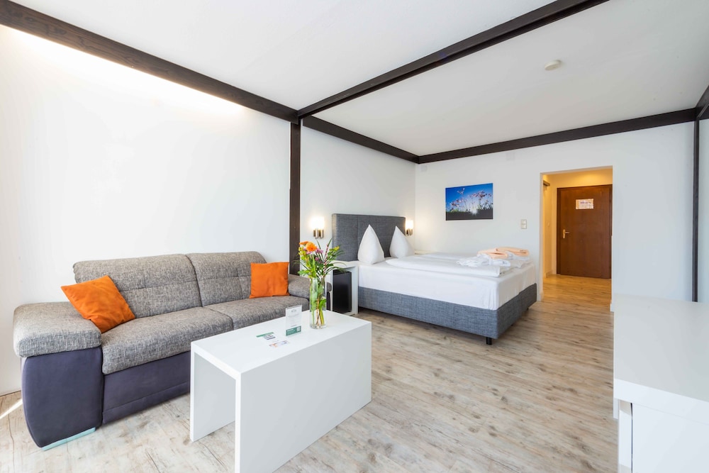 Deluxe Double Room, Non Smoking, Lakeside photo 3