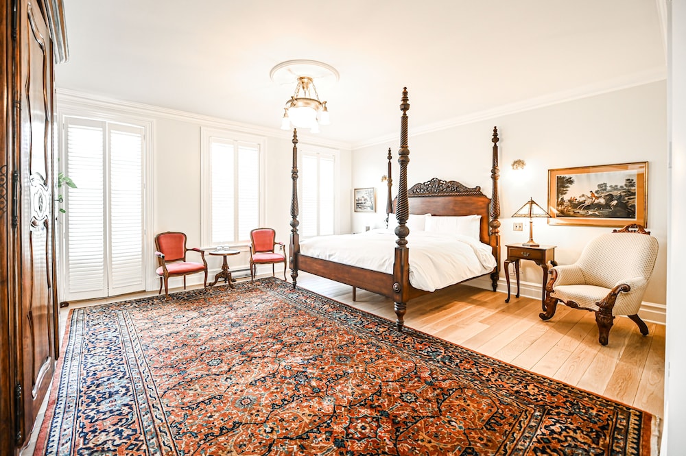 Superior Room, 1 King Bed, Balcony, Annex Building photo 1