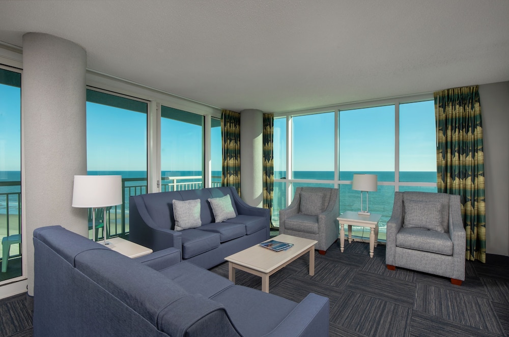 Corner Three-Bedroom Suite - Ocean Front - Ocean View