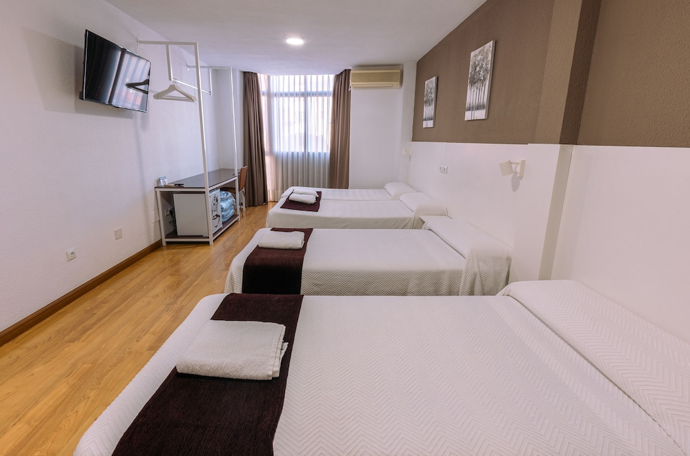 Quadruple Room photo 2