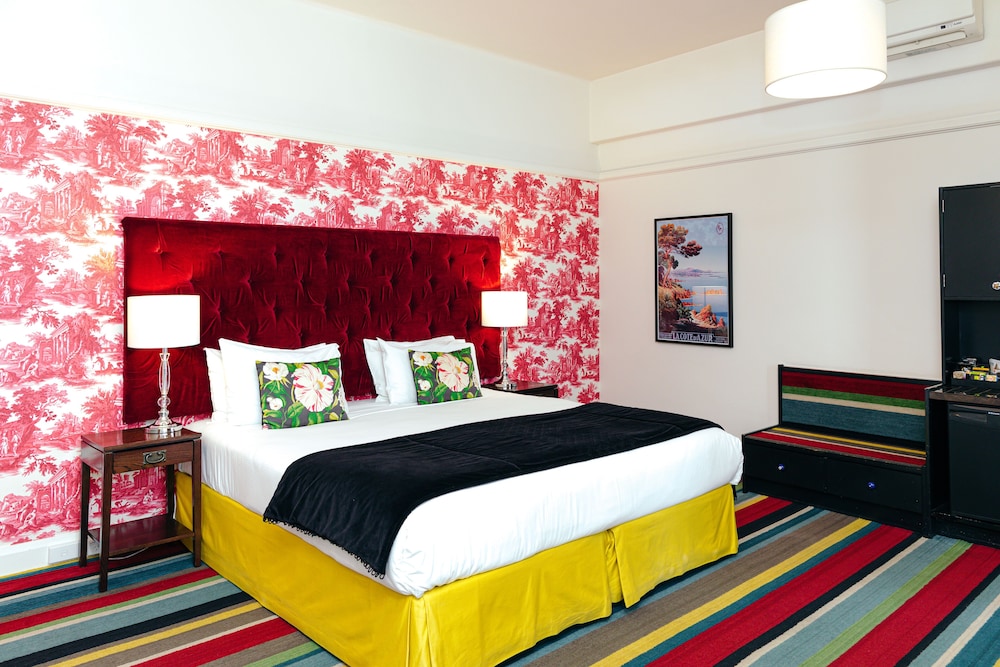 Superior Studio, 1 King Bed photo 1