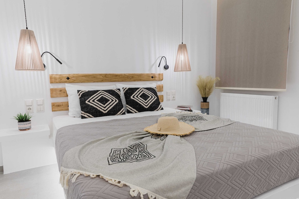 Luxury Studio Suite, Balcony, Sea View photo 2