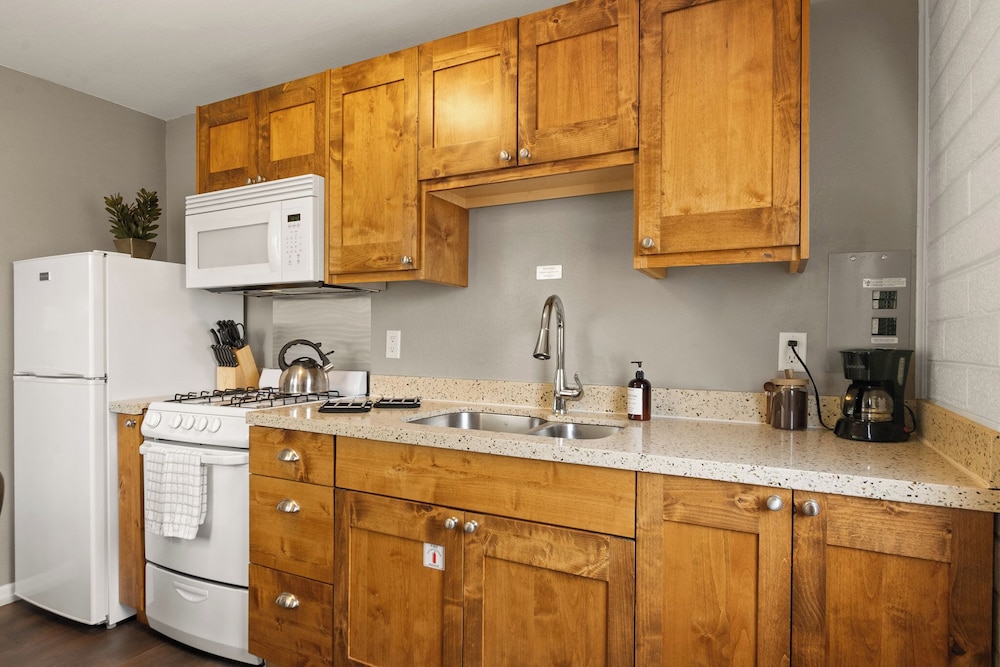 Condo photo 3