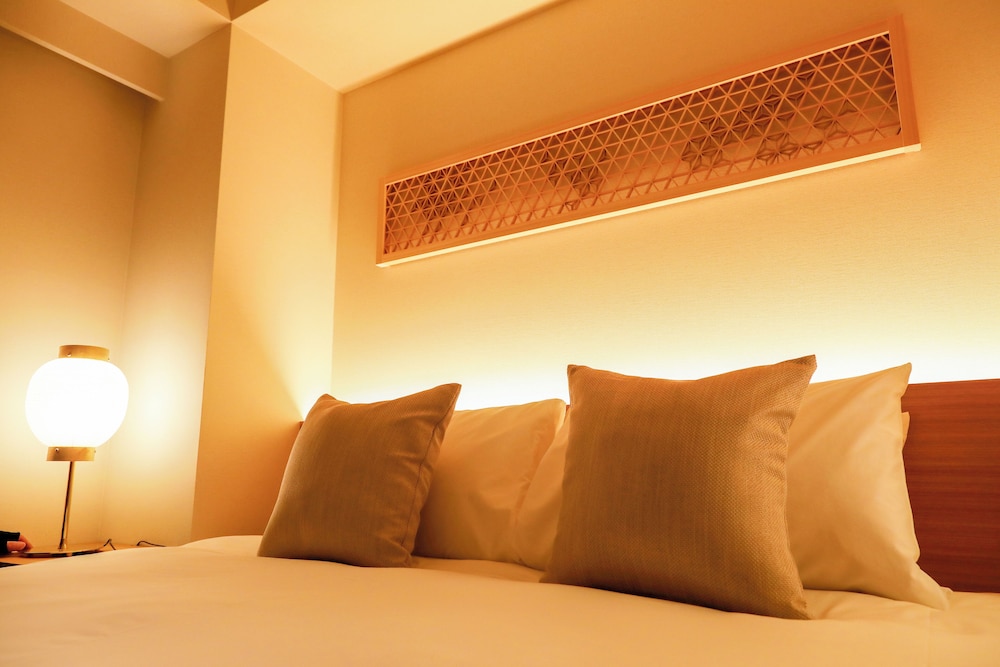 Standard King Room, Non Smoking (Up to 2 people aged 6 and above) photo 2