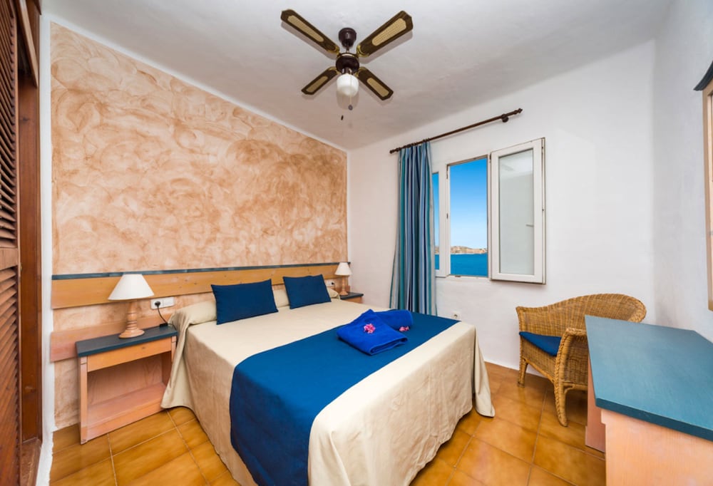 Superior Apartment, 1 Bedroom, Balcony, Sea View (2 adults + 2 children) photo 3