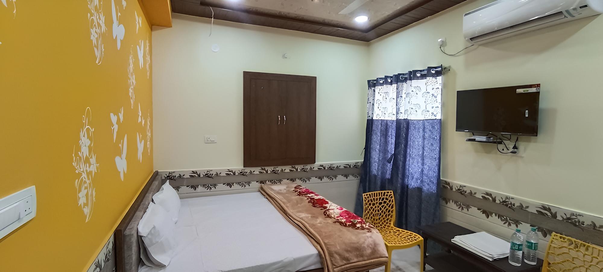 Basic Double Room photo 1