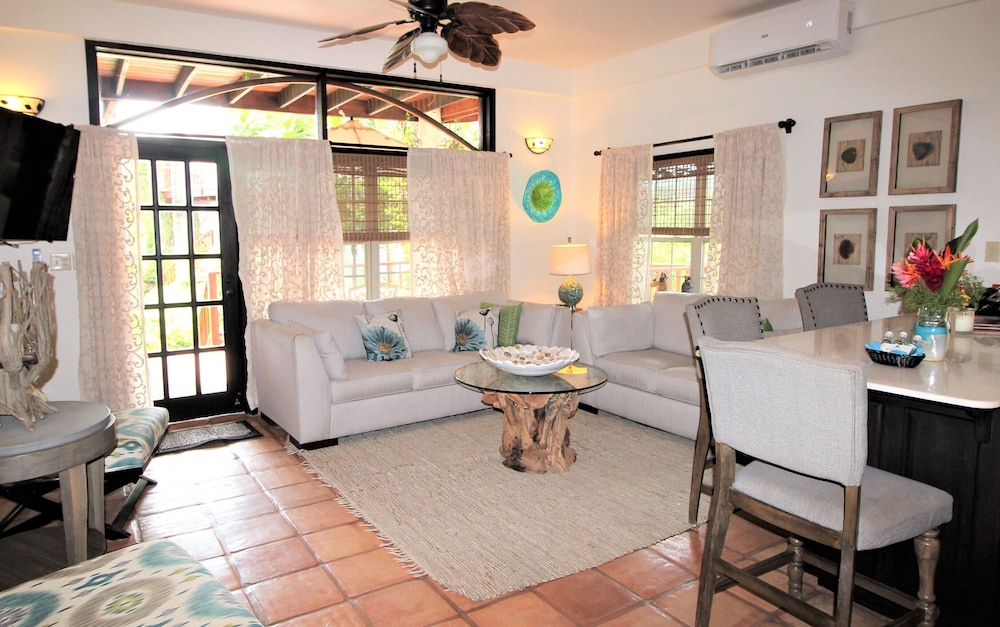 Luxury Villa, 1 Bedroom, Partial Ocean View (Ground Floor)