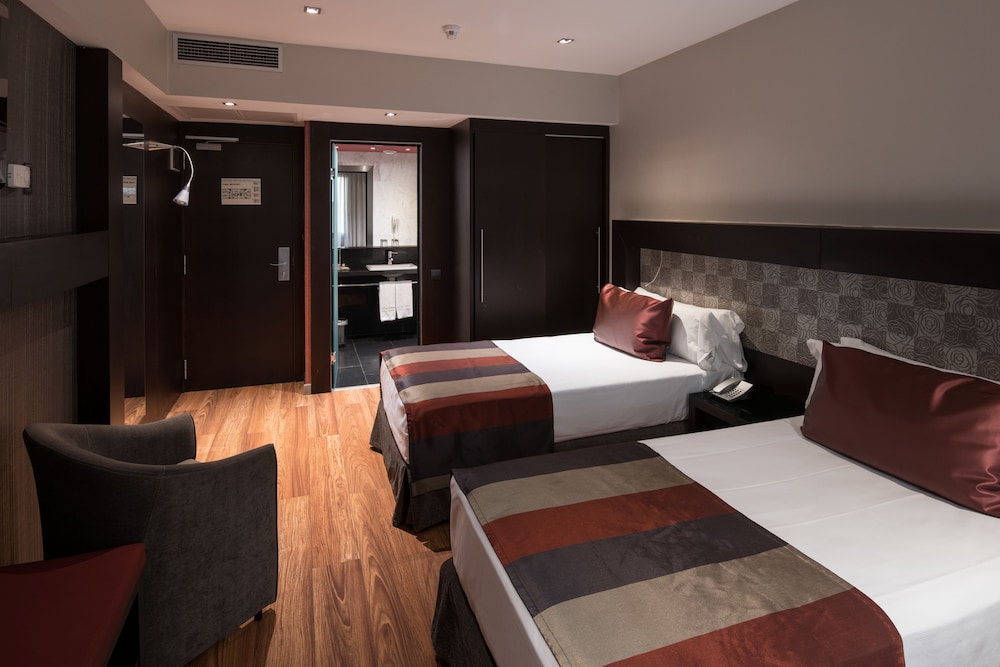 Triple Room photo 2