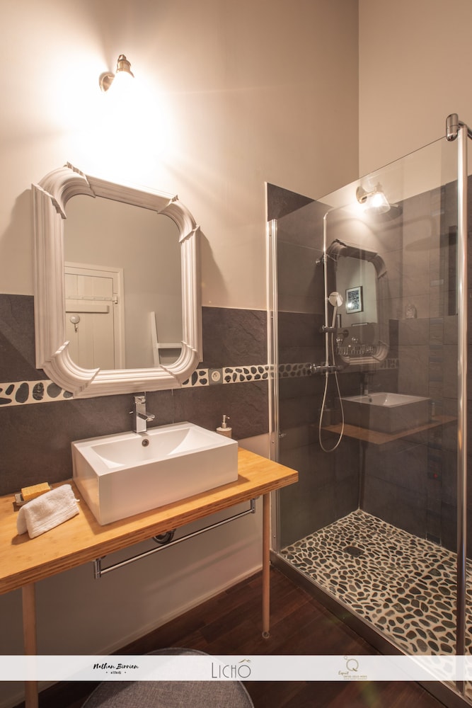 Luxury Double Room (Lotus) photo 3