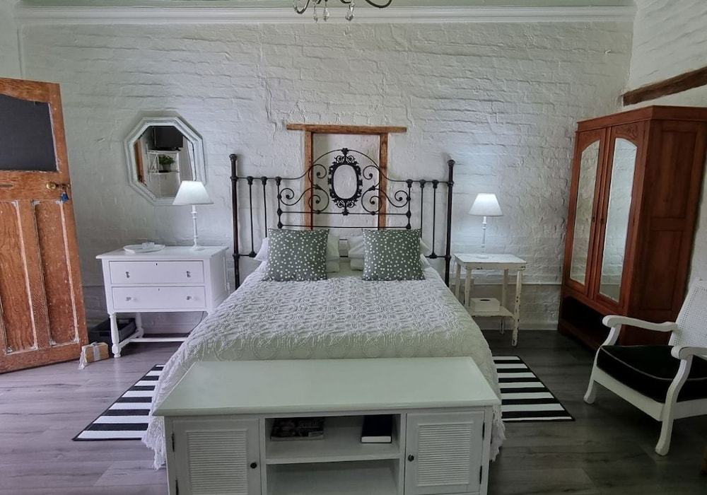Dove Room