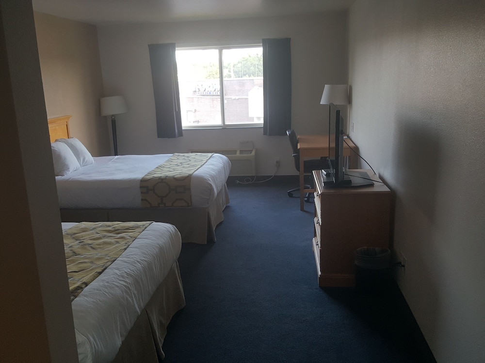 Room, 2 Queen Beds, Accessible, Non Smoking photo 3