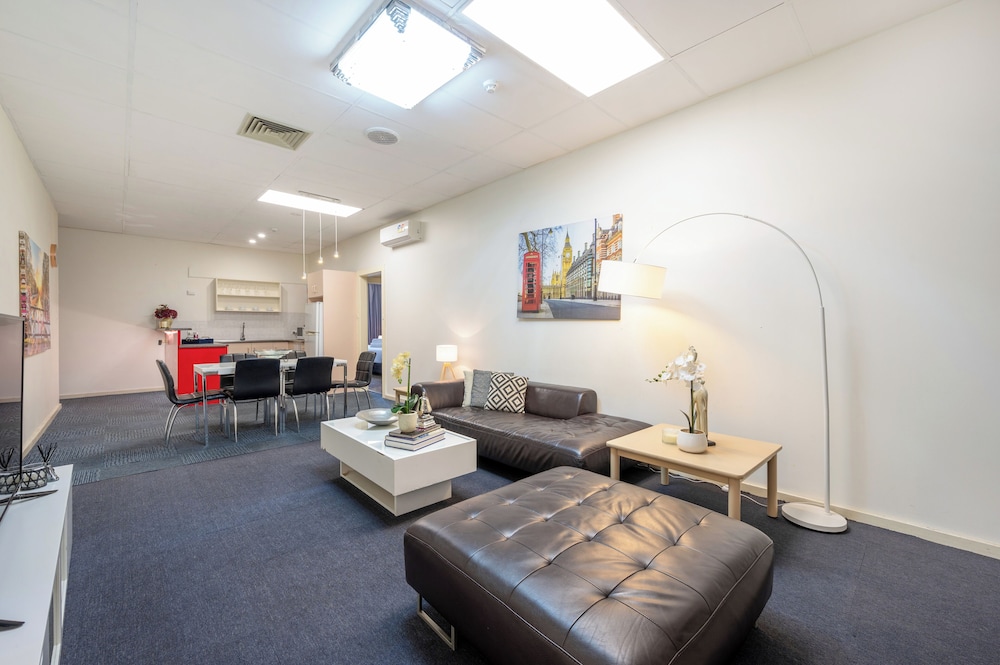 Basic Apartment thumbnail 6
