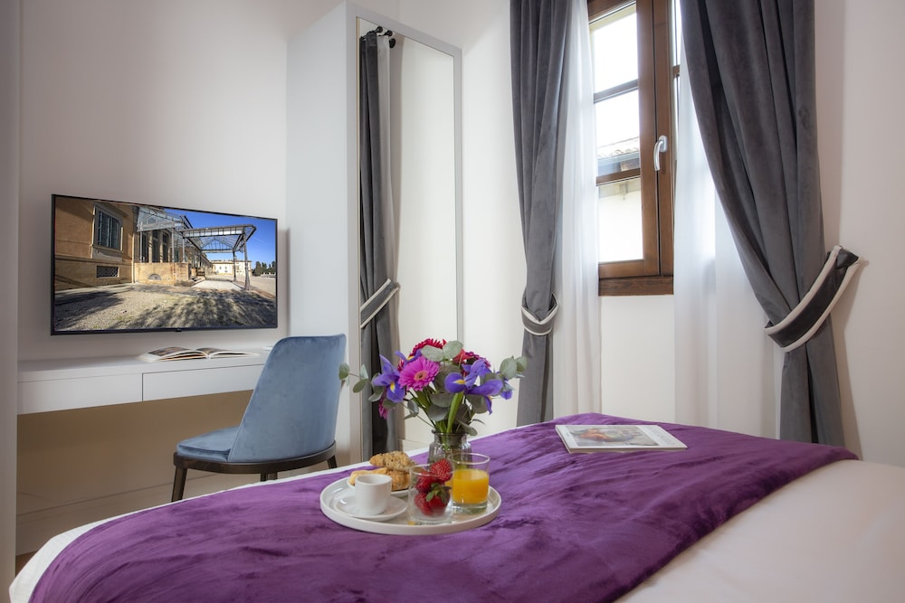 Junior Suite, 2 Bedrooms, Terrace, City View (Palazzo Baldaccio)