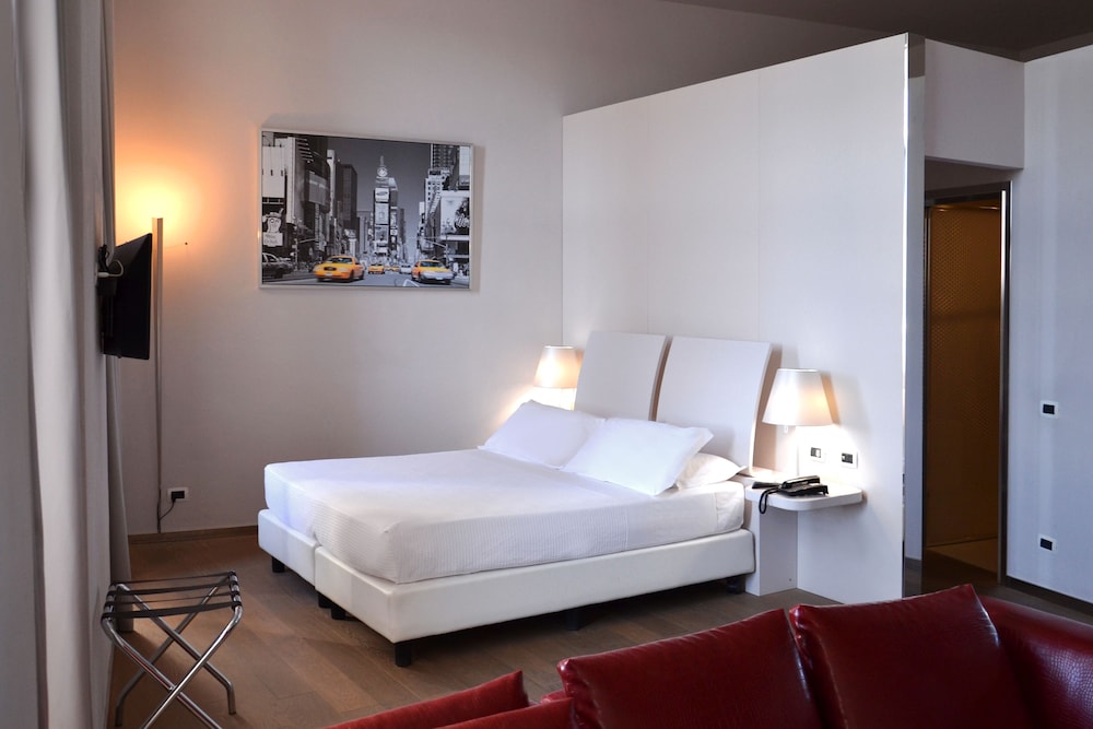 Suite (King) photo 1