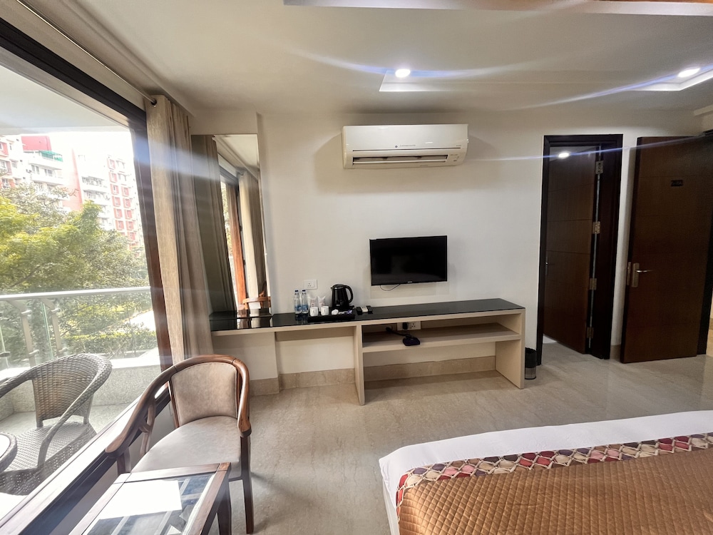 Super Deluxe Room