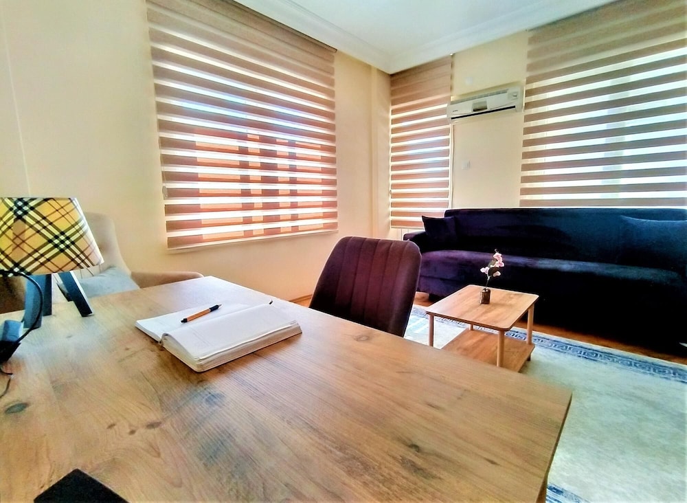 Apartment photo 1