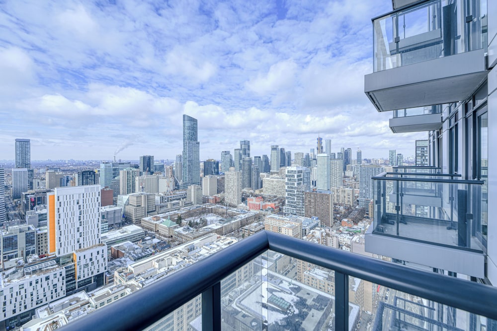 Deluxe Suite, 2 Bedrooms, Balcony, City View