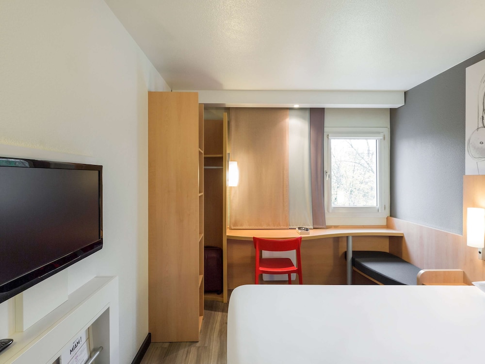 Standard Room, 1 Double Bed - Photo 4