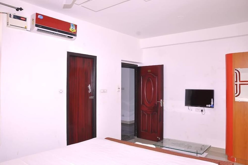 Double Room (Ac) photo 1