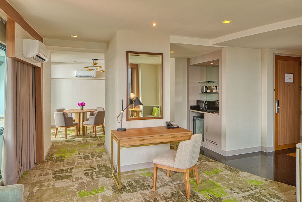 One Bedroom Premier photo 3