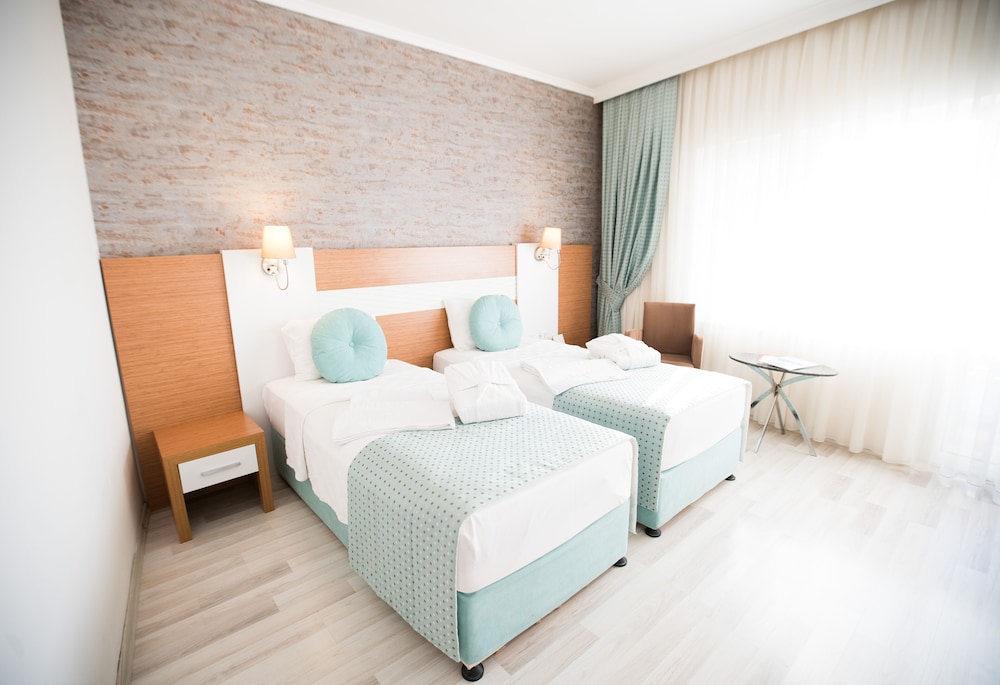 Classic Room - Photo 1