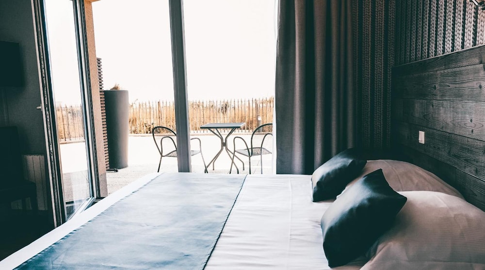 Double Room, 1 Double Bed, Non Smoking, Sea View photo 3