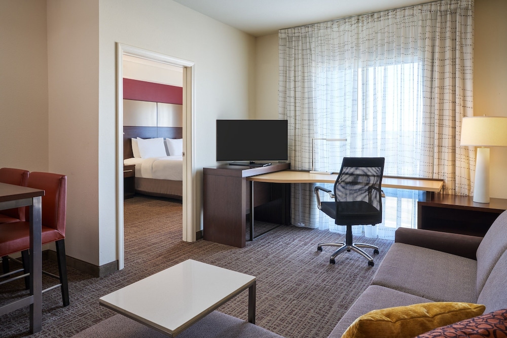 Suite, 1 Bedroom thumbnail 5