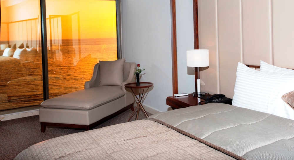 Royal Suite, Sea View photo 2
