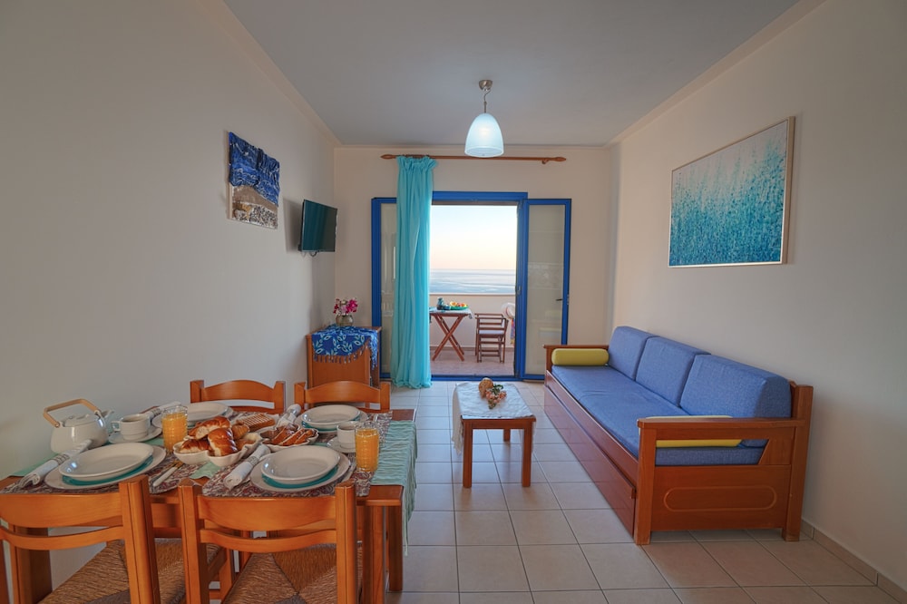 Apartment with Sea View - Photo 19