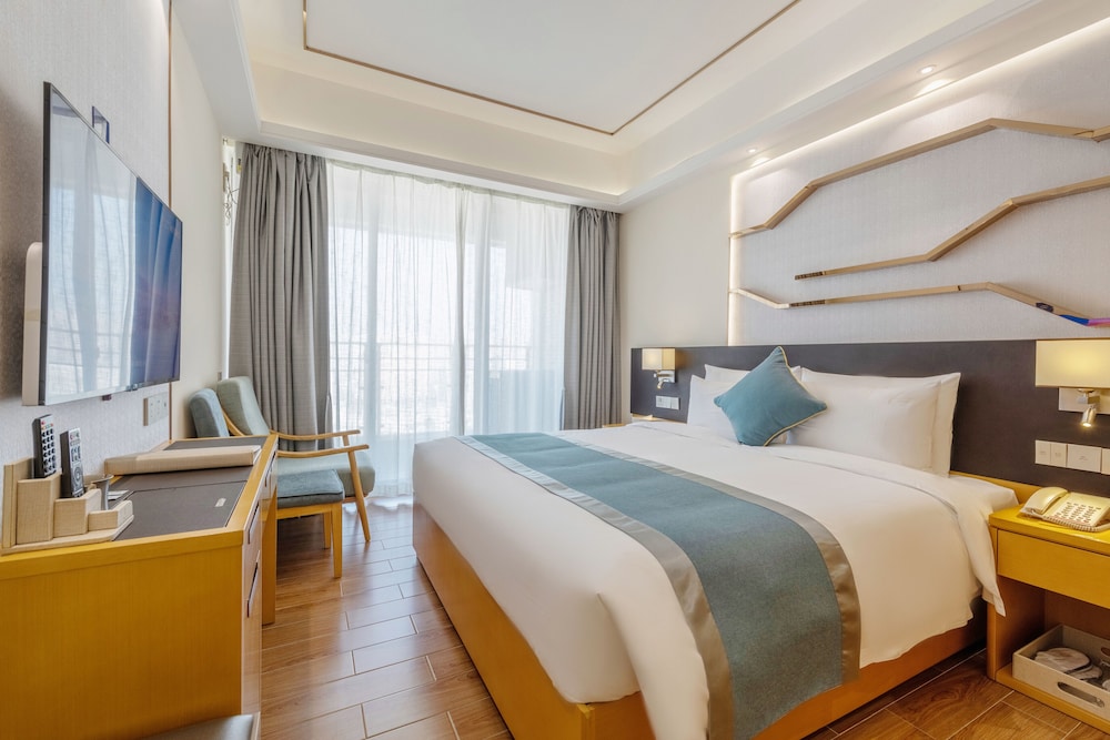 Deluxe Double Room, 1 King Bed, Kitchen