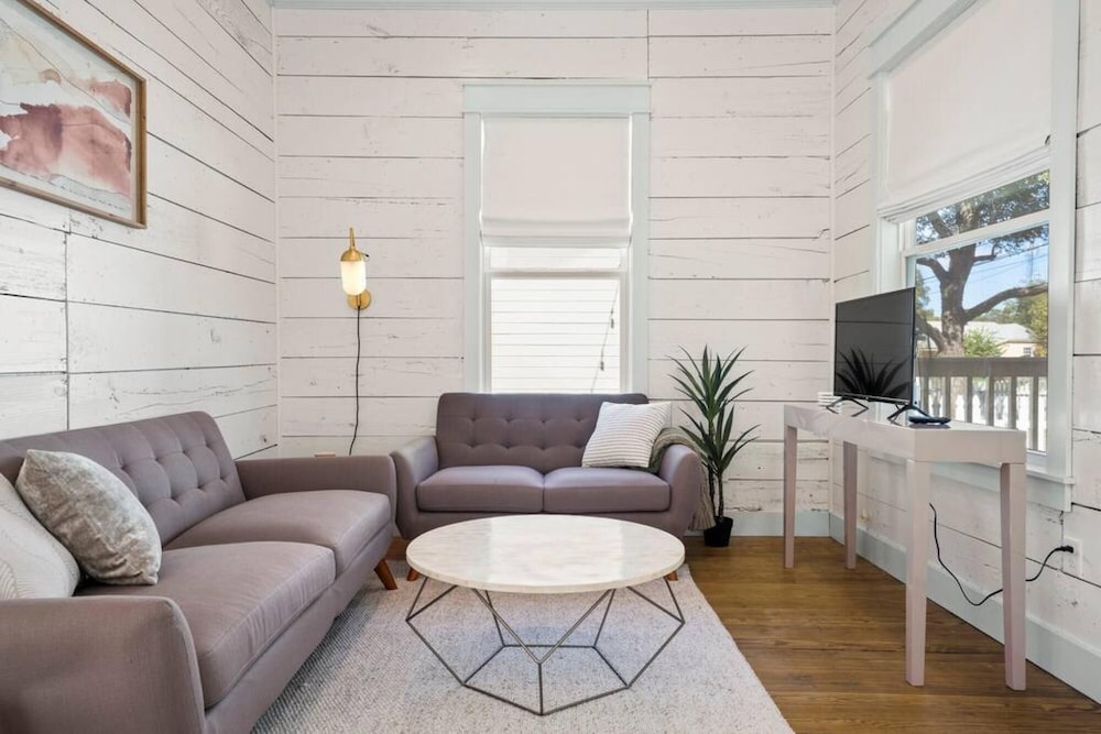House photo 1
