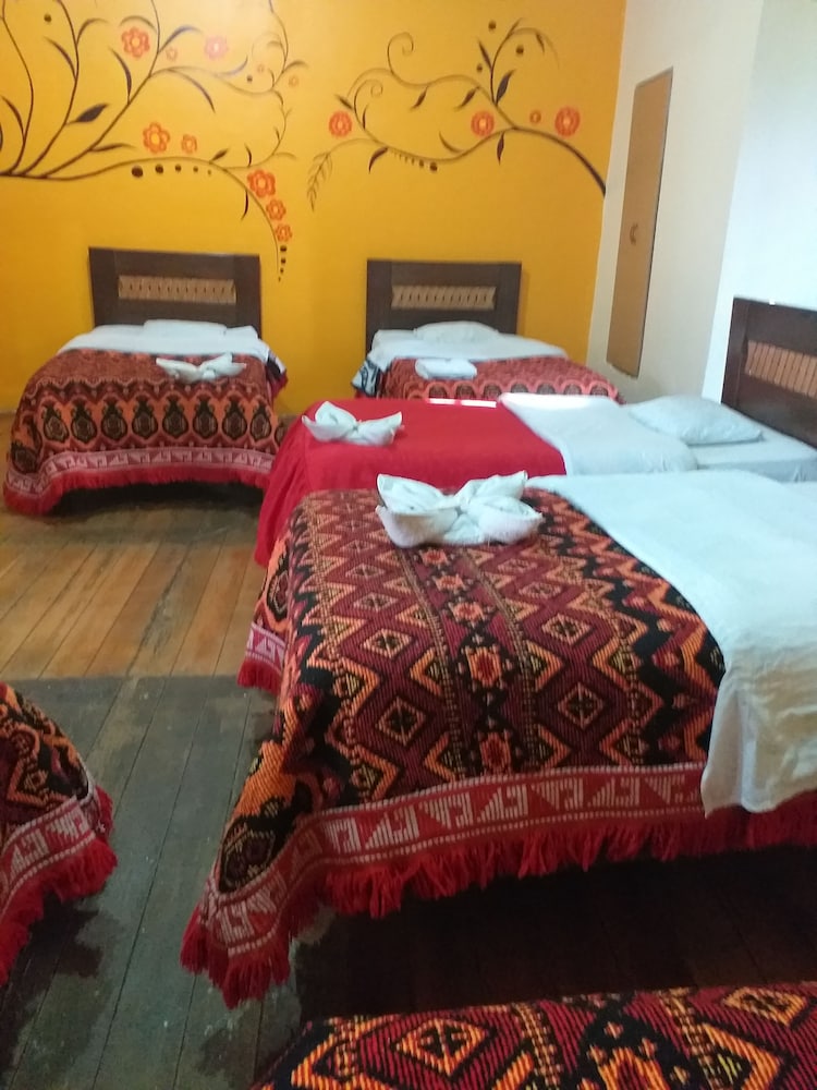 Sextuple Room