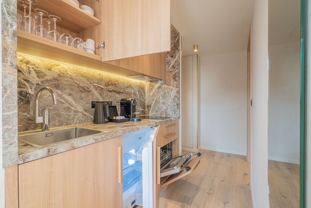 Studio Premium with terrace 25m2 photo 3