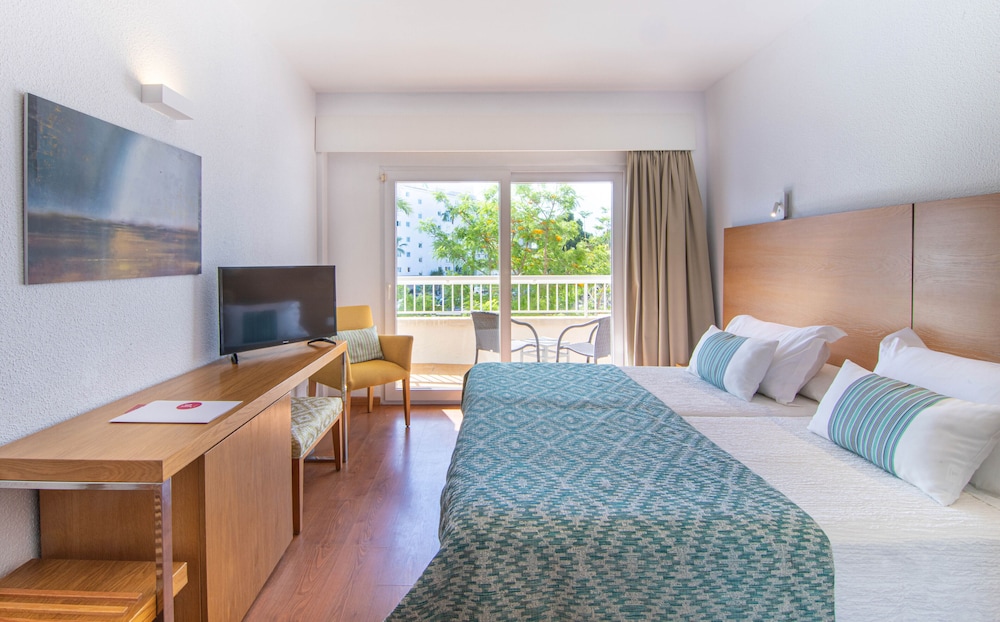 Double Room, Balcony - Photo 7