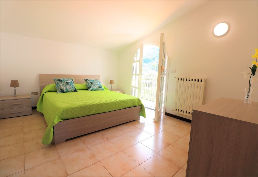 Villa, 3 Bedrooms, Smoking, Terrace