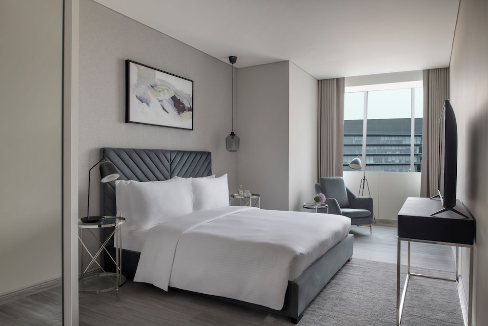 Deluxe Suite, 2 Bedrooms (Residence) - Photo 3