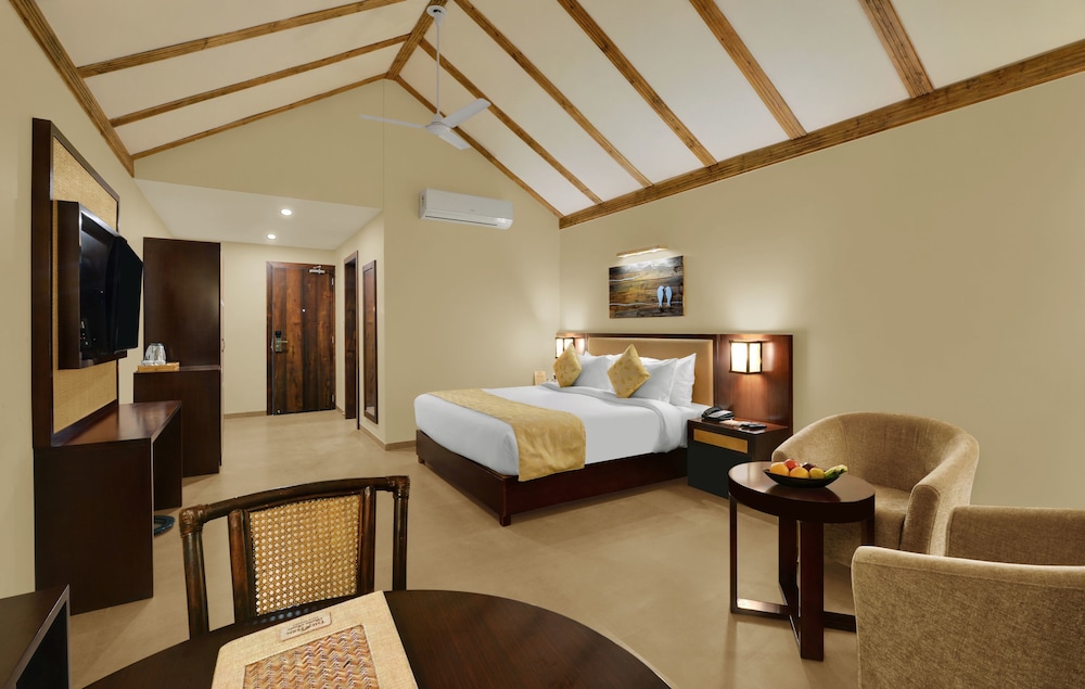 Superior Villa, 1 King Bed photo 2