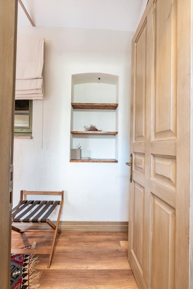 Elia Antique Standart Room photo 3