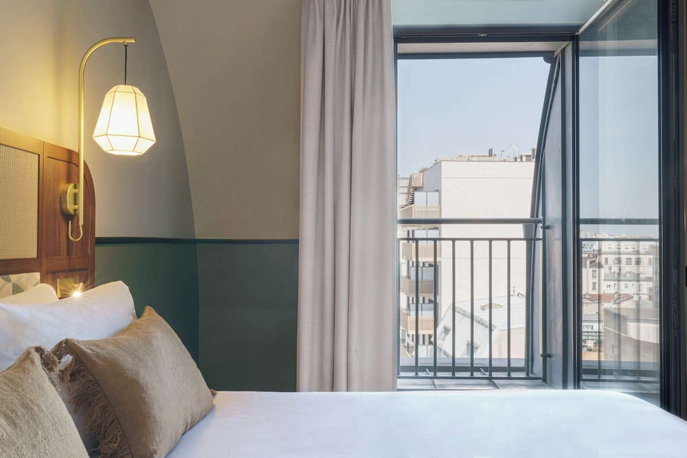 Room, 1 Double Bed, Balcony (Cosy) - Photo 2