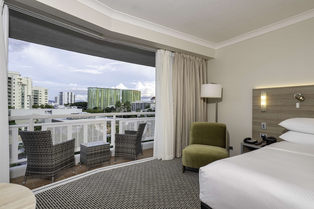 Double Double Room Water View thumbnail 6