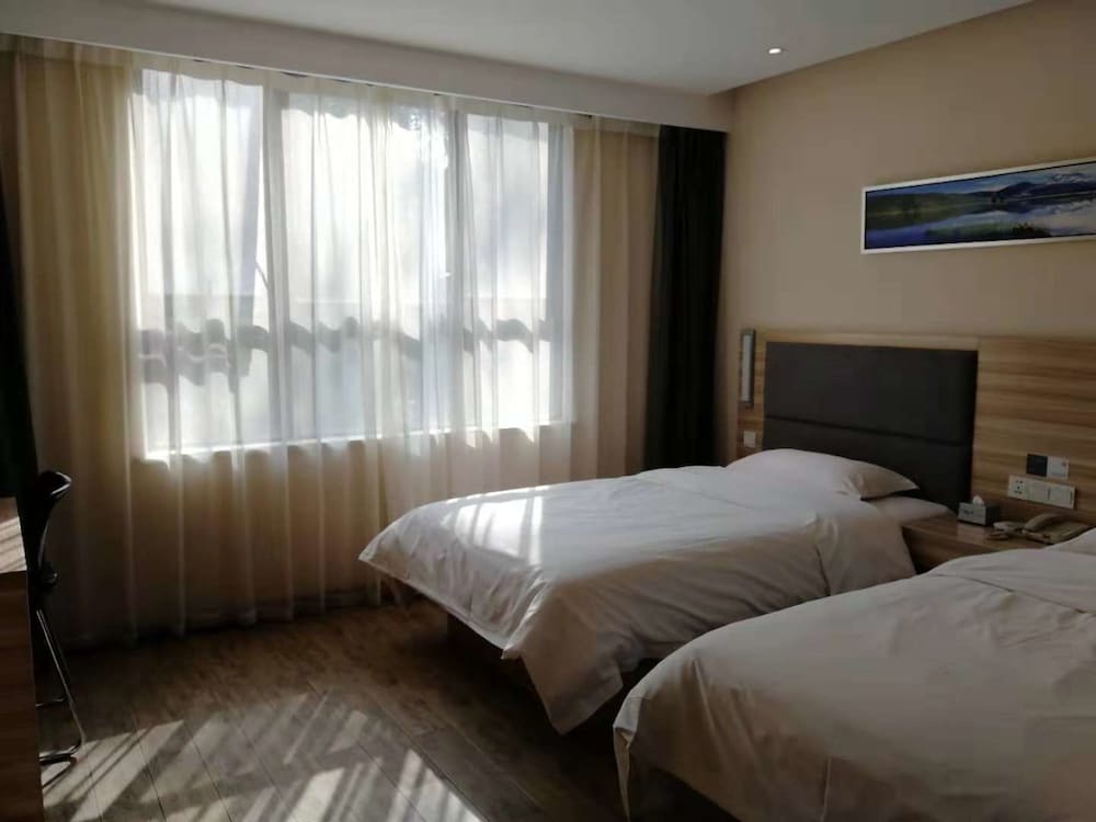 Business Twin Room photo 1