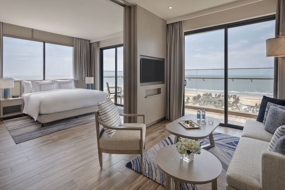 2-Bedroom Suite Ocean View - Photo 1